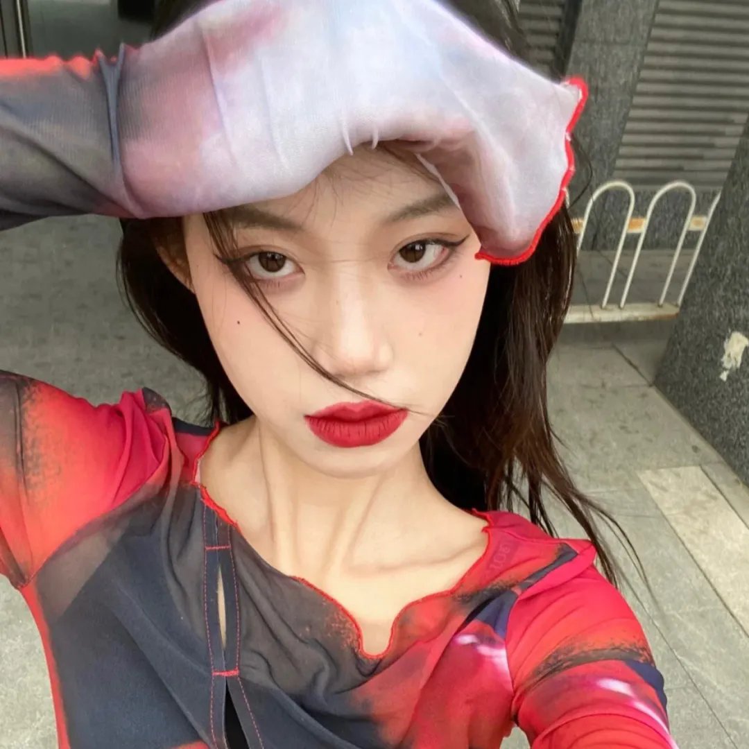 厉律师的闪婚娇妻是传世帝尊